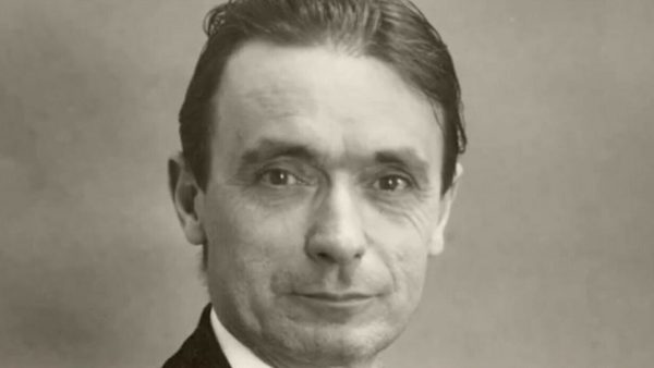 Black and white portrait photo of a man called Rudolf Steiner